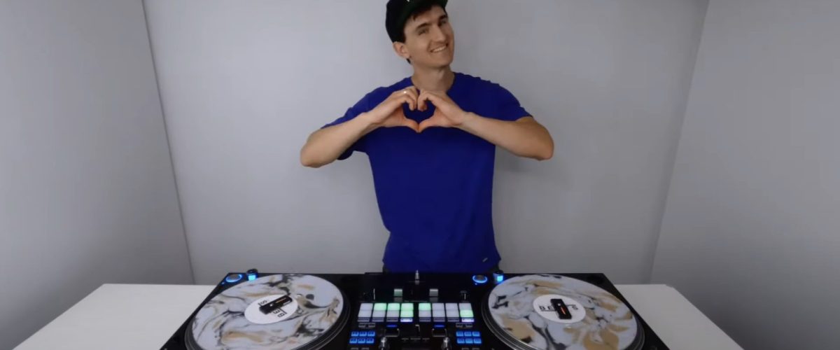 Super Hero DJs 69BEATS Best Mo Bomba Routine